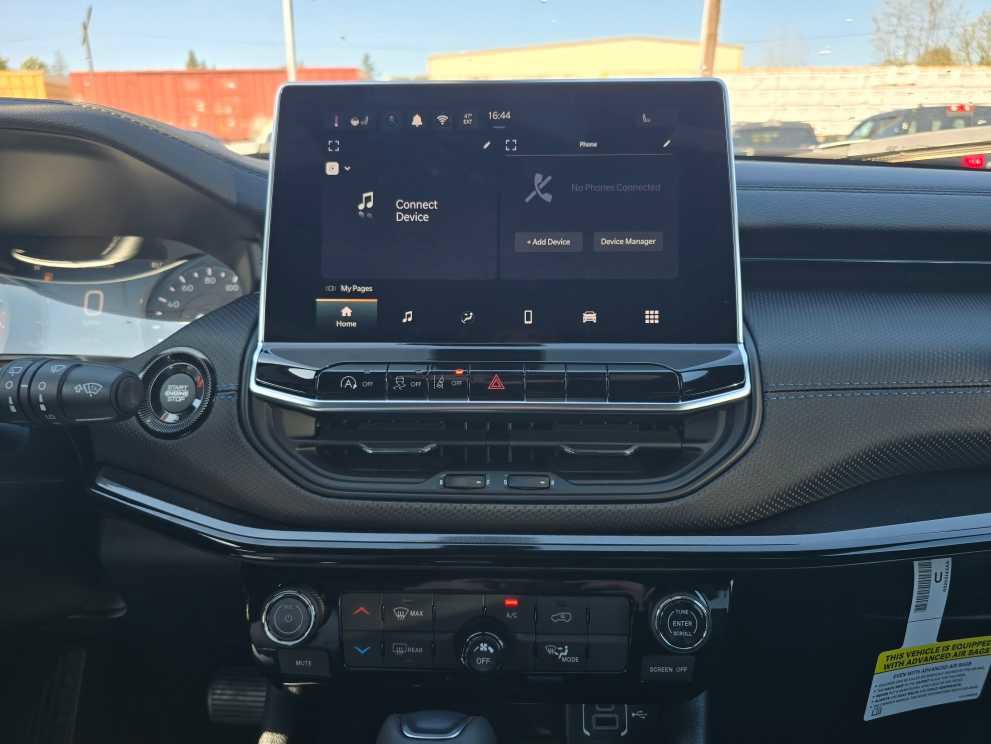 New 2026 Jeep Compass Latitude AWD/4WD image 12