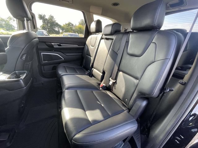 Used 2021 Kia Telluride LX AWD/4WD image 12