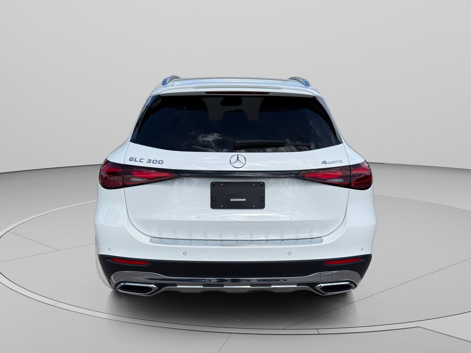 Certified 2024 Mercedes-Benz GLC 300 4MATIC image 4