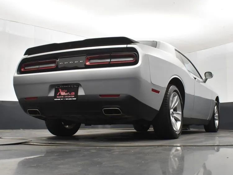 Used 2023 Dodge Challenger SXT RWD image 13