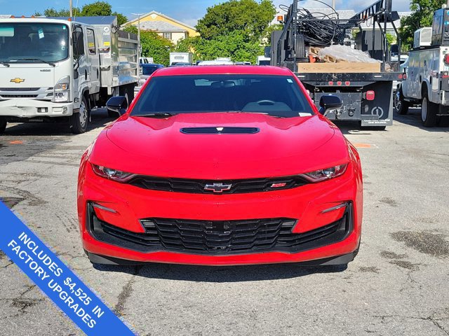 Used 2023 Chevrolet Camaro SS RWD image 8