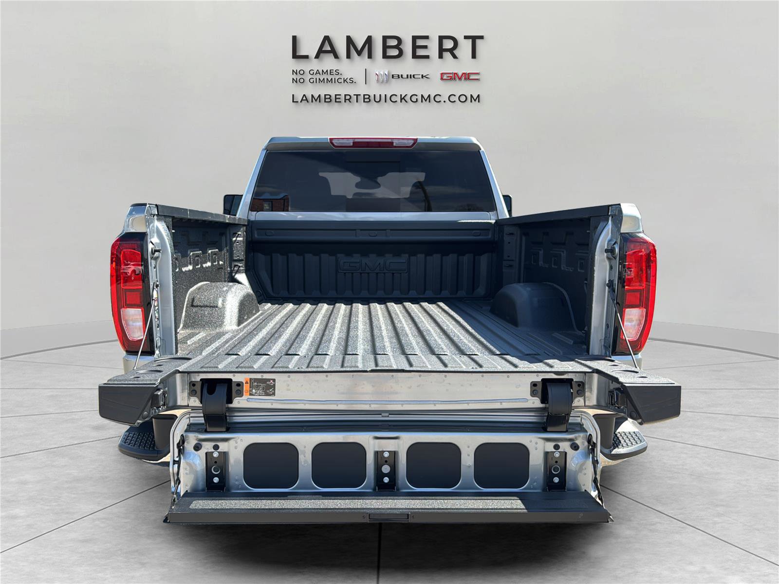 New 2026 GMC Sierra 2500 SLE image 18