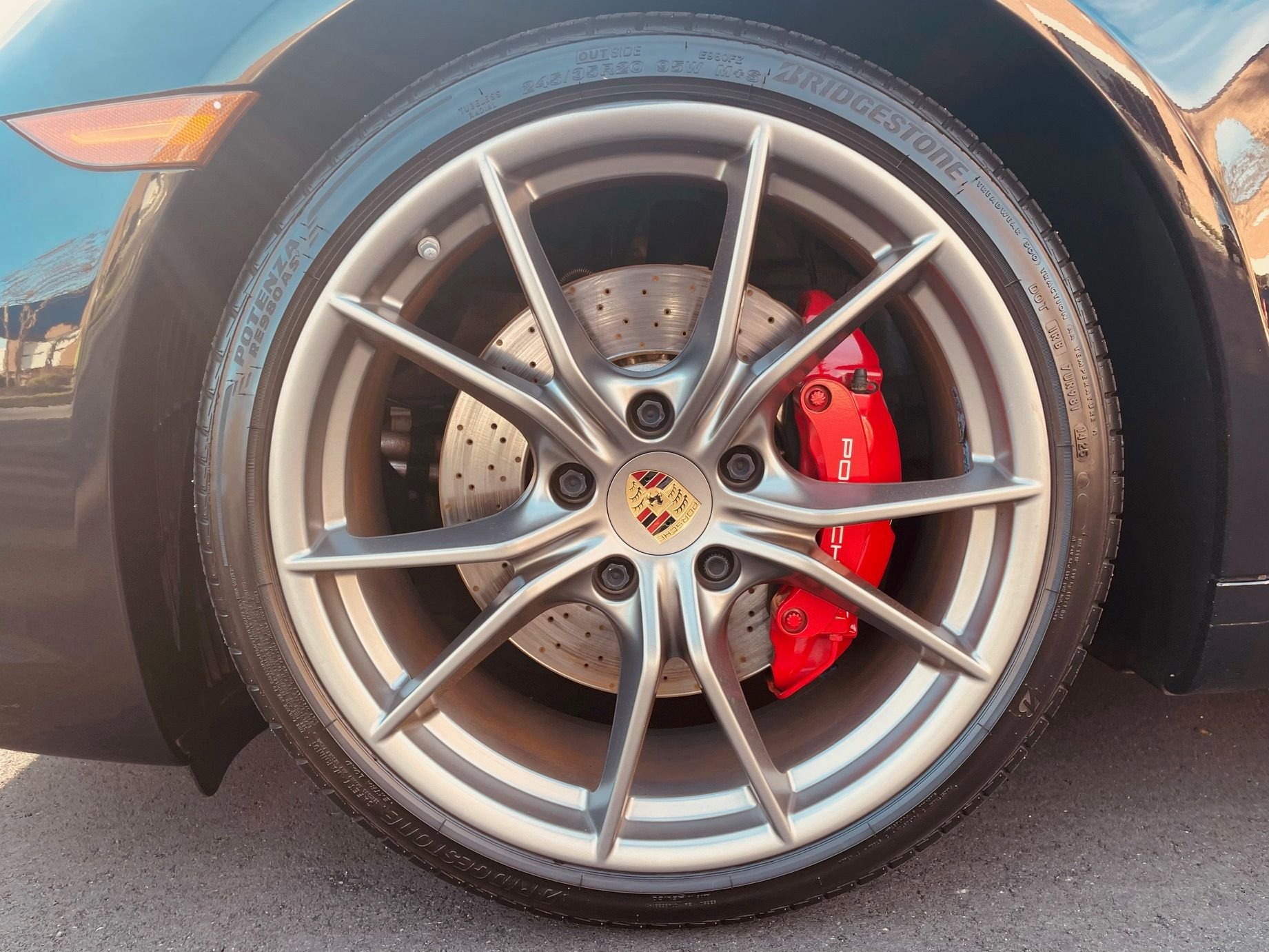 Used 2019 Porsche 911 Carrera S image 25
