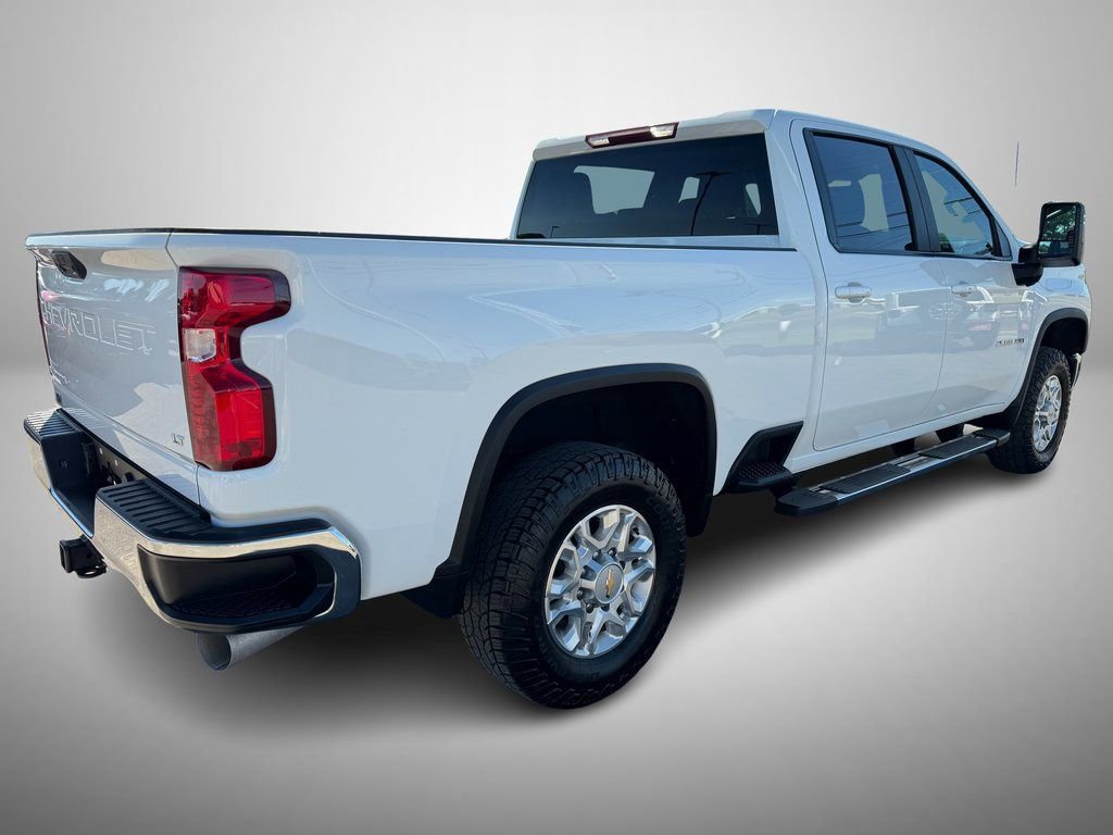 Used 2023 Chevrolet Silverado 2500 LT w/ Convenience Package image 3