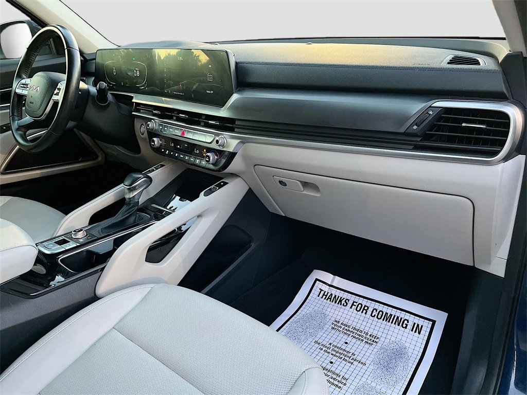 Used 2023 Kia Telluride S image 28