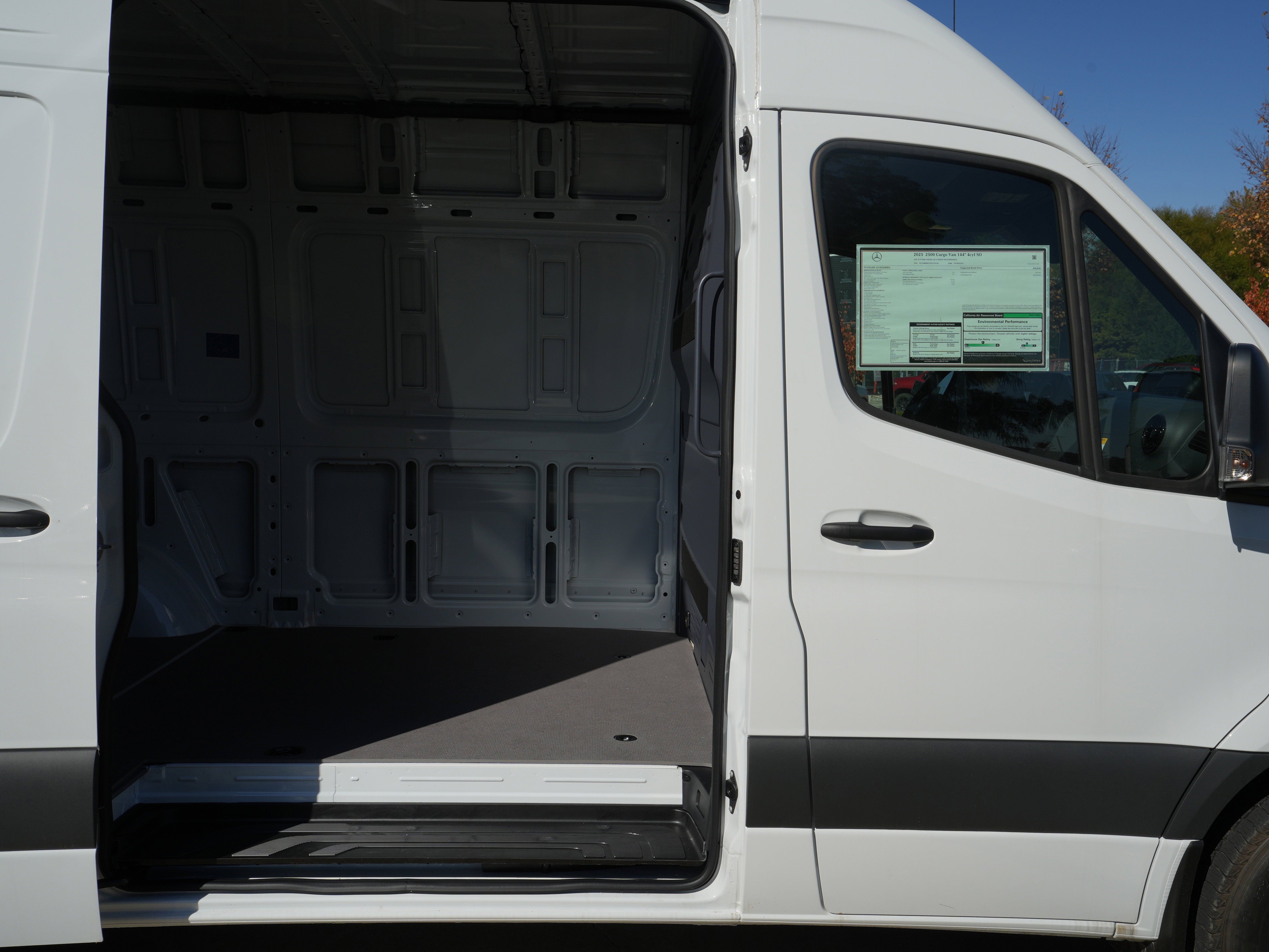 New 2025 Mercedes-Benz Sprinter 2500 image 19