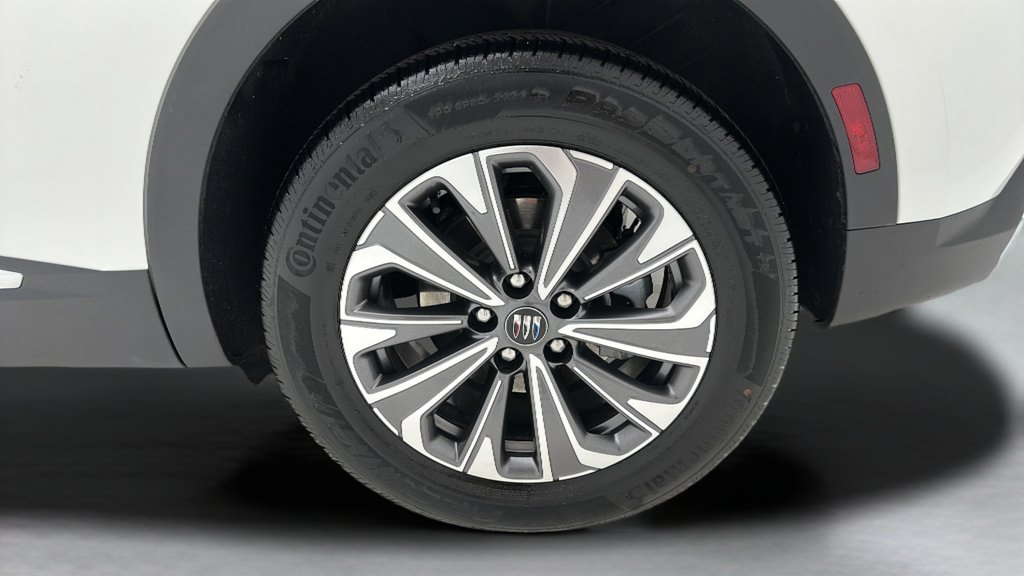 Used 2025 Buick Envision Preferred AWD/4WD image 8