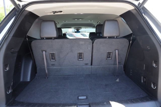 Used 2019 Chevrolet Traverse Premier w/ LPO, Blackout Package FWD image 35