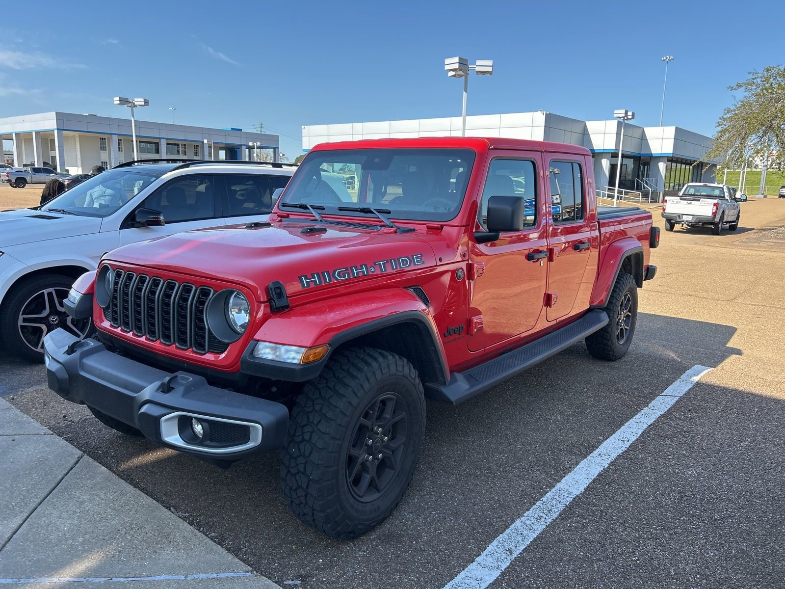 Used 2025 Jeep Gladiator High Tide image 11