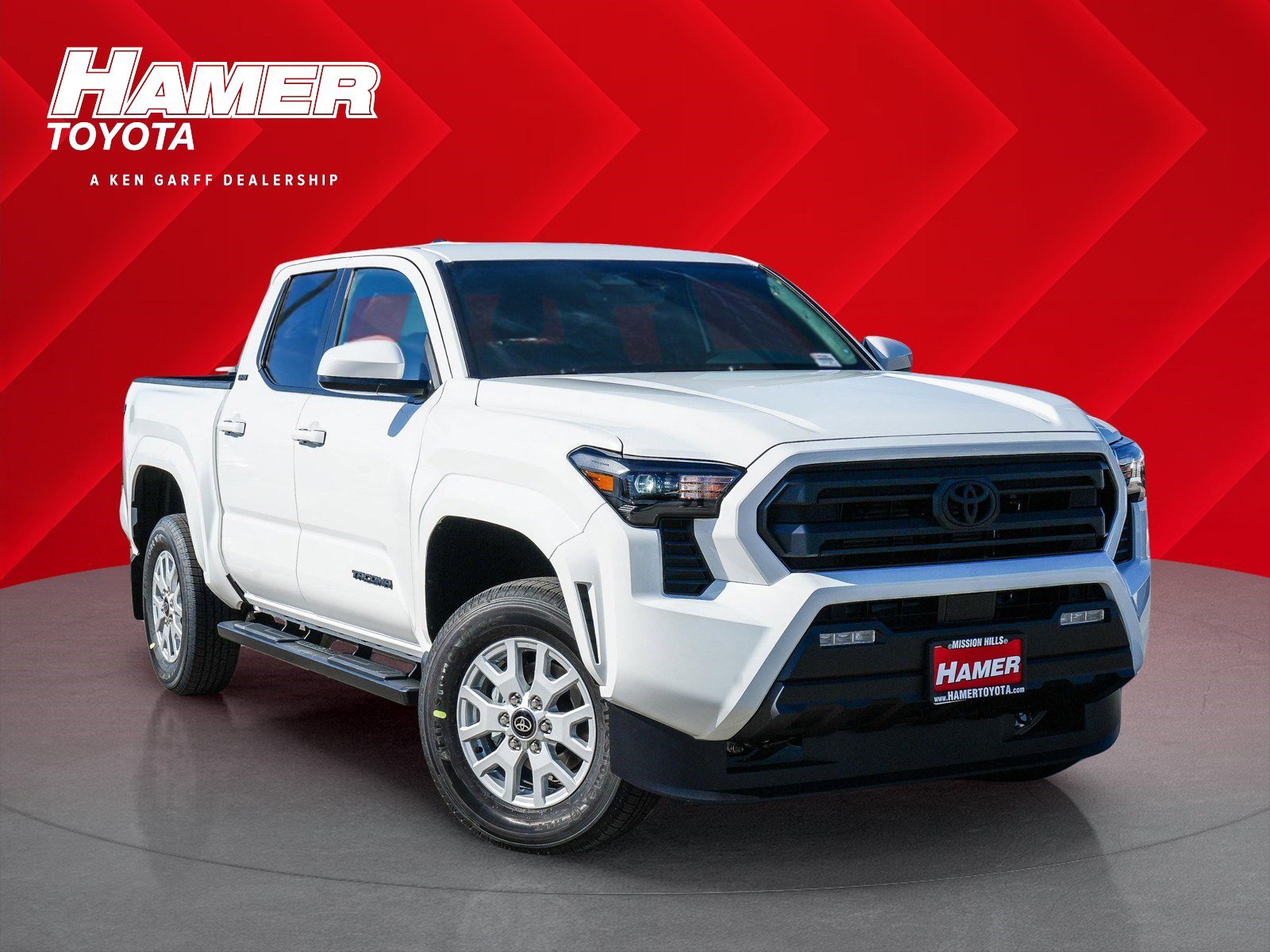New 2025 Toyota Tacoma SR5