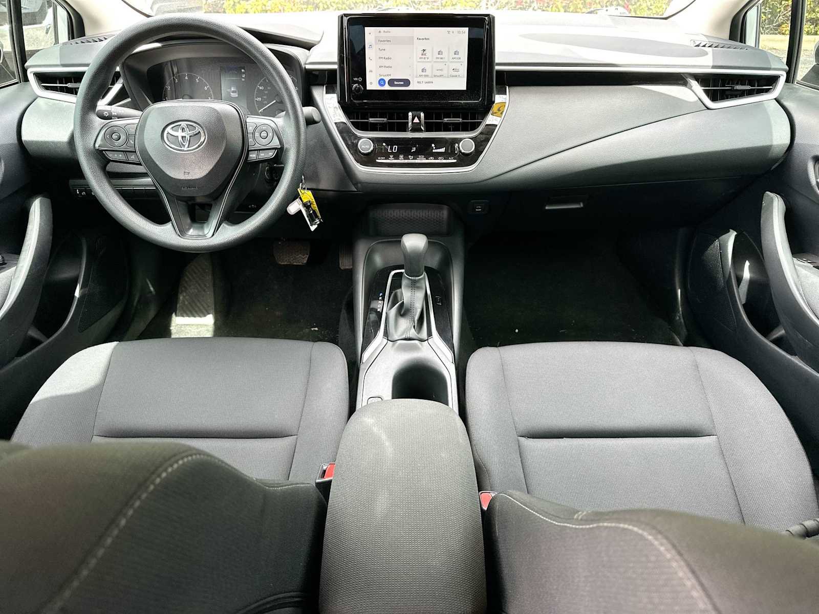Used 2025 Toyota Corolla LE FWD image 25