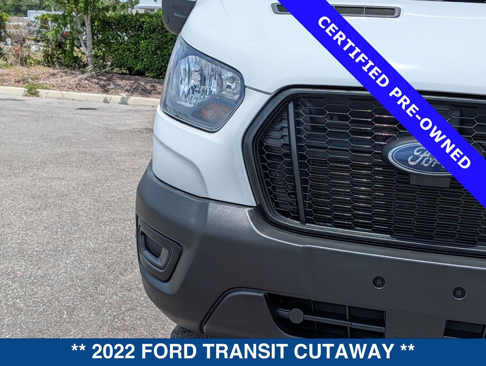 Certified 2022 Ford Transit 350 DRW RWD image 9
