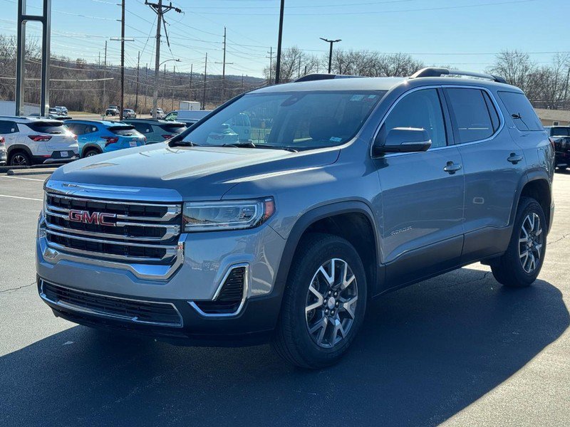 Used 2023 GMC Acadia SLE w/ Driver Convenience Package image 7