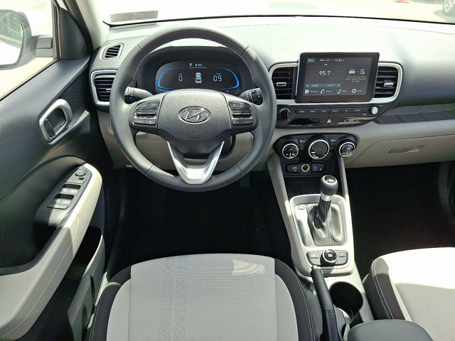 New 2026 Hyundai Venue FWD image 11