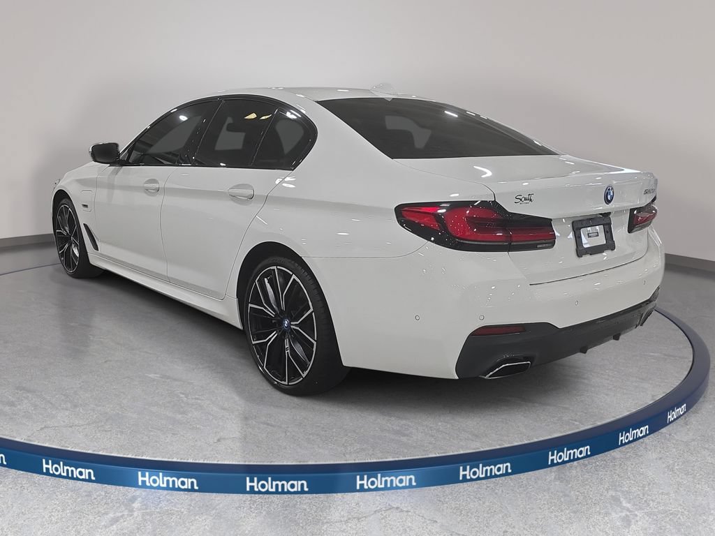 Certified 2023 BMW 530e w/ M Sport Package RWD image 7