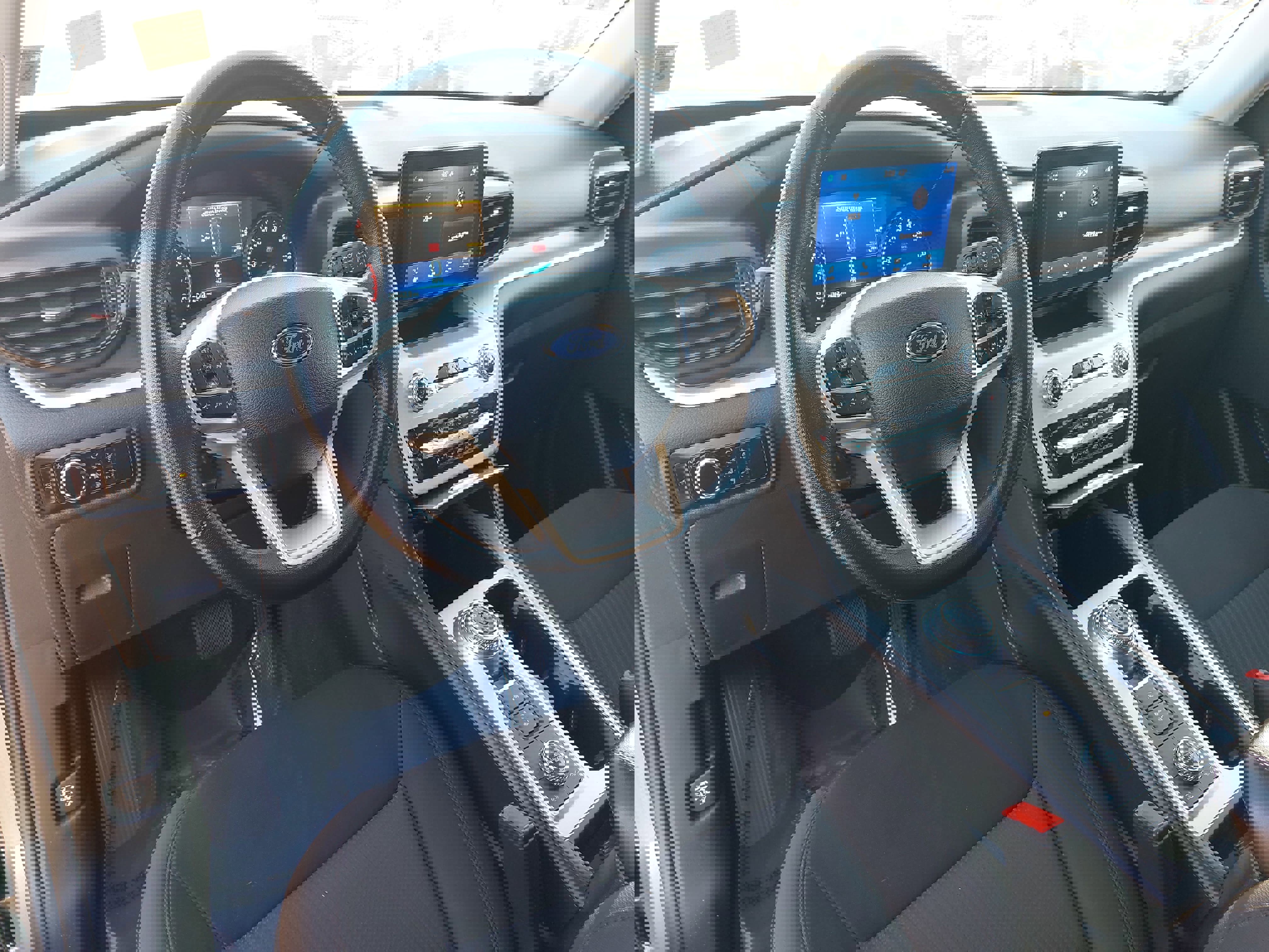 Used 2023 Ford Explorer XLT image 18