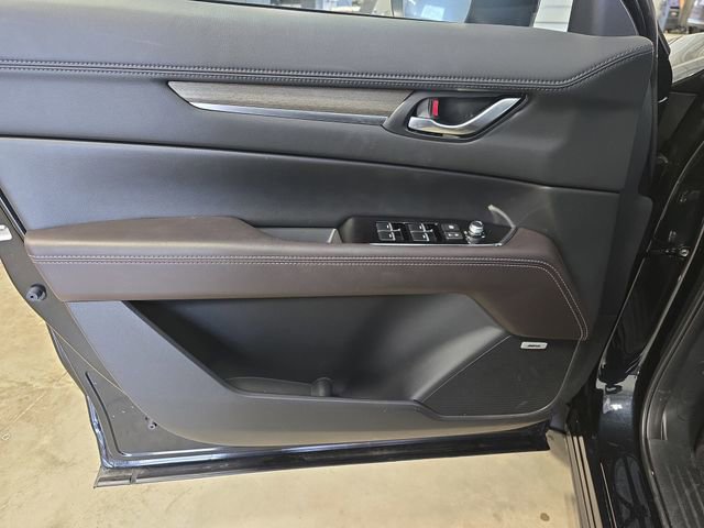 Used 2025 MAZDA CX-5 Signature image 11