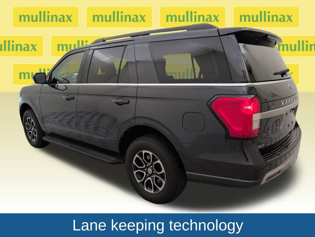 Certified 2024 Ford Expedition XLT image 10