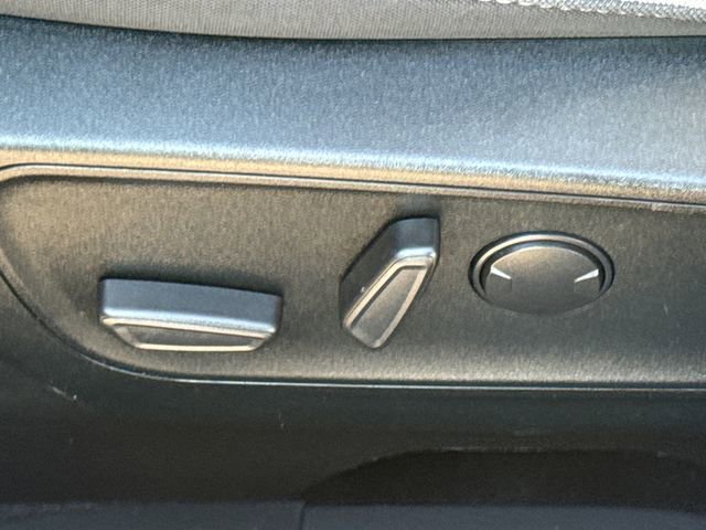 Used 2022 Ford Escape SE FWD image 22