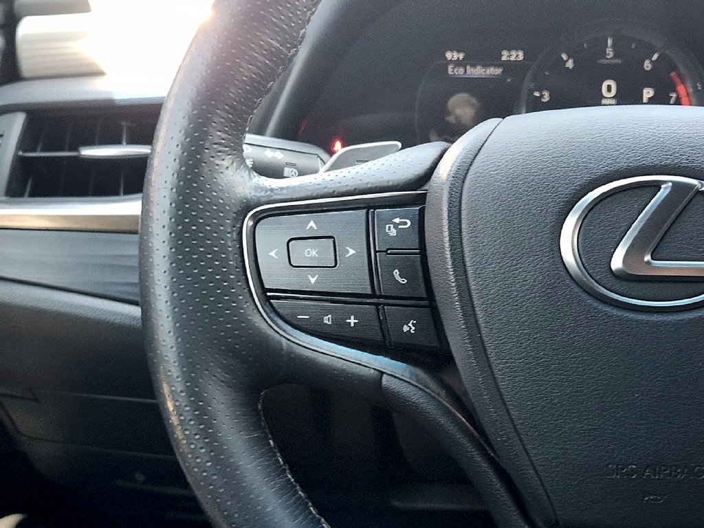 Used 2020 Lexus ES 350 F Sport w/ Accessory Package 2 FWD image 29