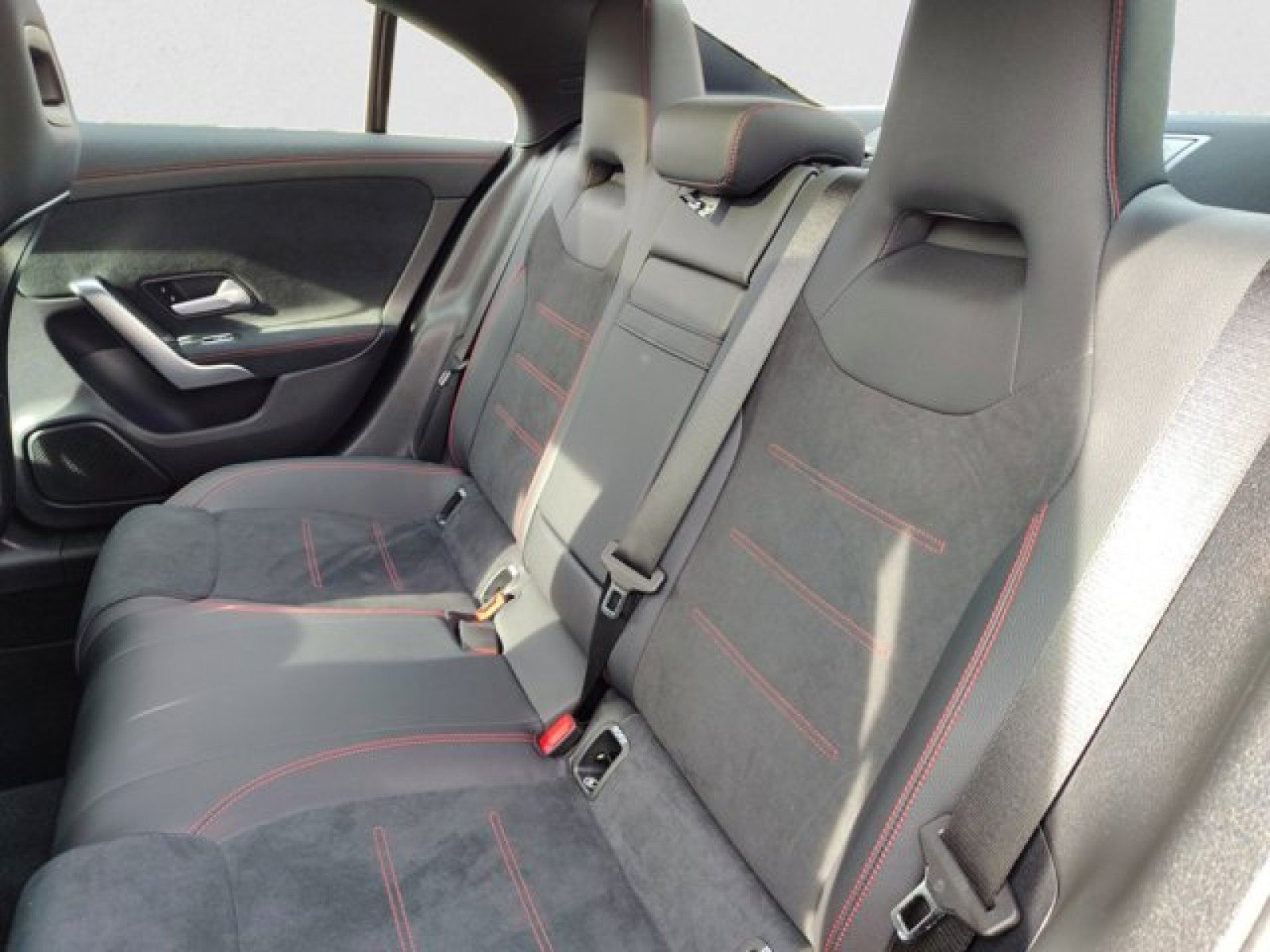 Used 2023 Mercedes-Benz CLA 250 4MATIC image 19