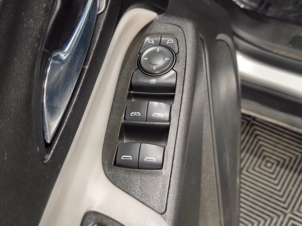 Used 2021 Chevrolet Equinox LS w/ LS Convenience Package FWD image 42