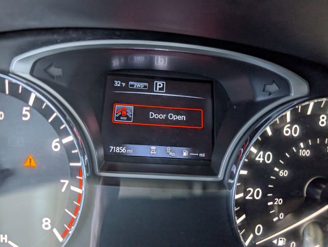 Used 2018 Nissan Pathfinder SL image 15