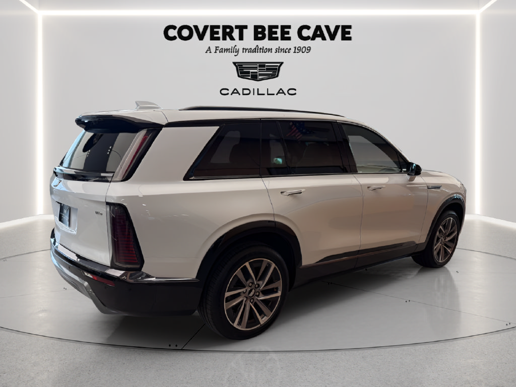 New 2027 Cadillac Vistiq Sport w/ LPO, Floor Liner Package AWD/4WD image 8