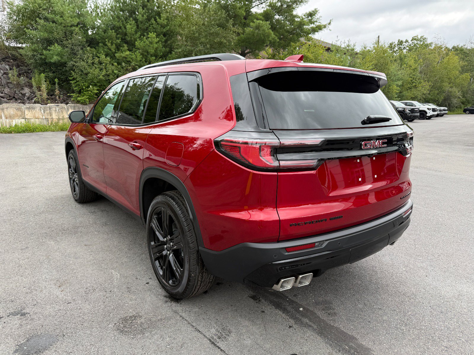New 2027 GMC Acadia Elevation w/ Black Edition AWD/4WD image 3