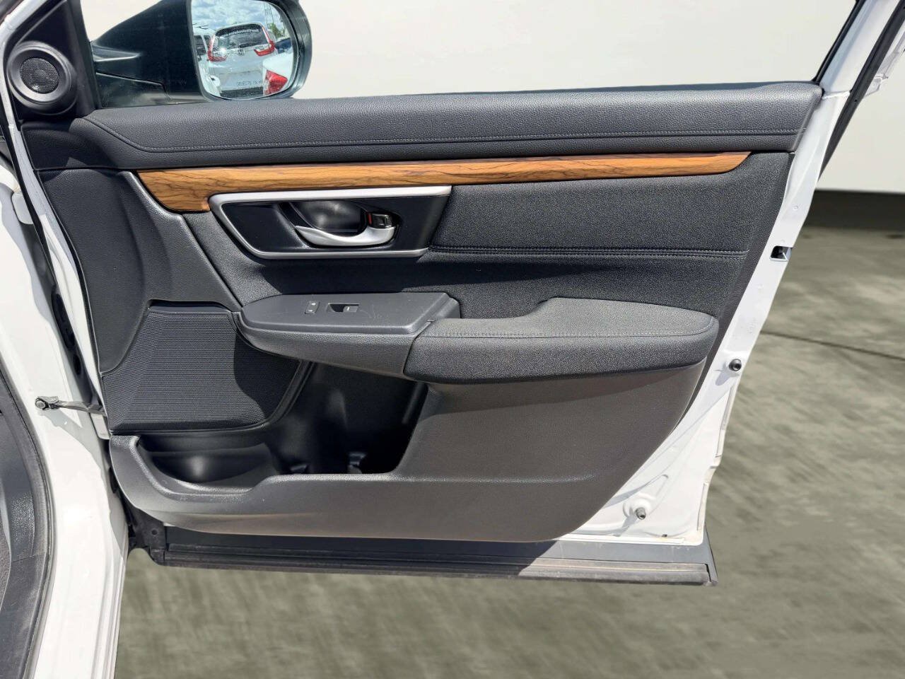 Used 2019 Honda CR-V EX image 30
