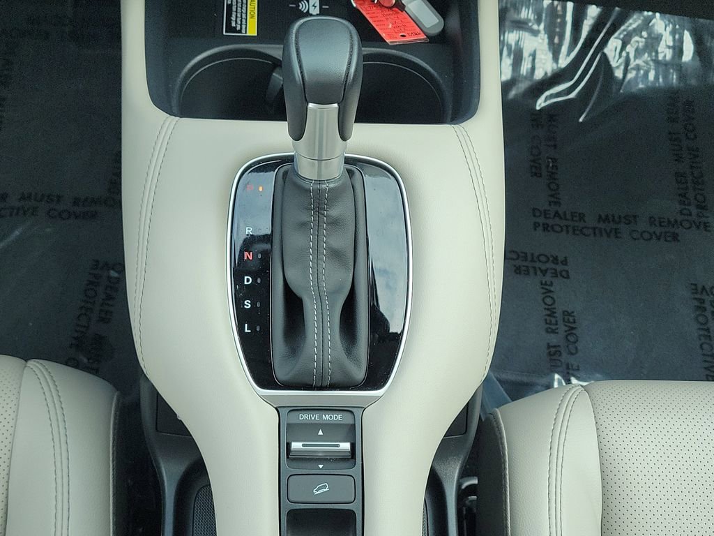 Used 2025 Honda HR-V EX-L image 19