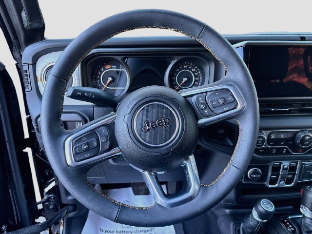 Used 2024 Jeep Wrangler Unlimited Sahara AWD/4WD image 12