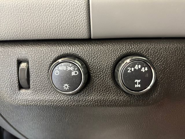 Used 2021 Chevrolet Colorado W/T w/ WT Convenience Package AWD/4WD image 22