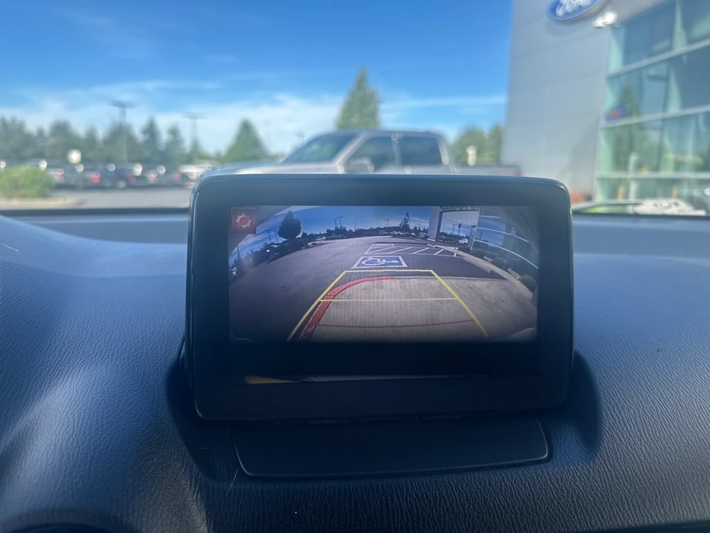 Used 2019 Toyota Yaris LE FWD image 19