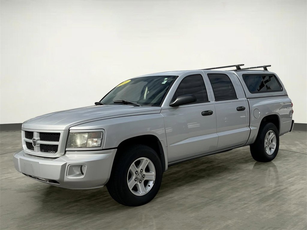 Used 2011 Dodge Dakota Big Horn image 2