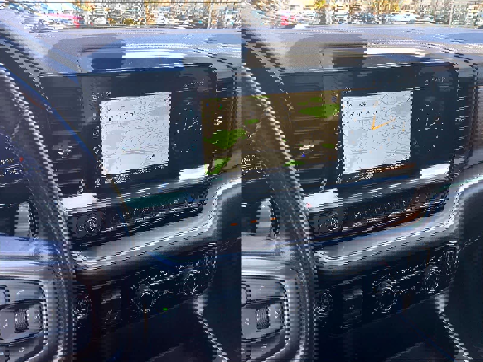 Used 2022 Chevrolet Silverado 1500 High Country w/ Technology Package image 16