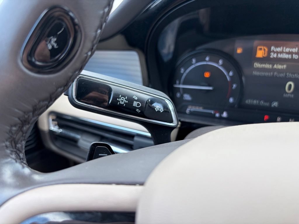 Used 2022 Lincoln Corsair AWD w/ Premium Package image 23