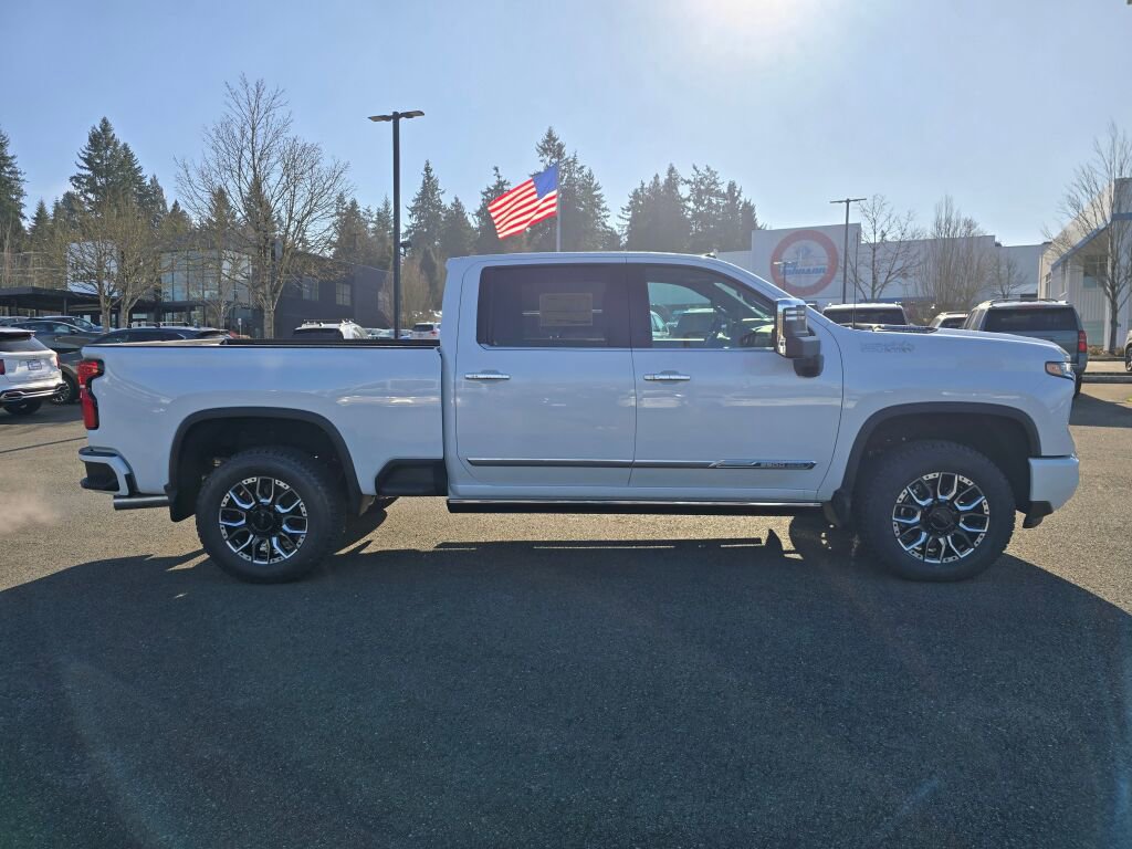 New 2026 Chevrolet Silverado 2500 High Country w/ High Country Premium Package AWD/4WD image 4