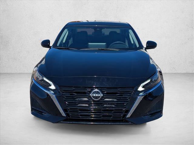 Used 2024 Nissan Altima 2.5 SL image 2