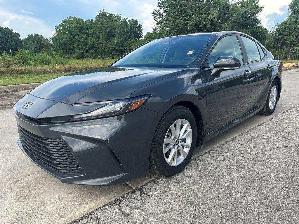 Used 2025 Toyota Camry LE w/ Convenience Package