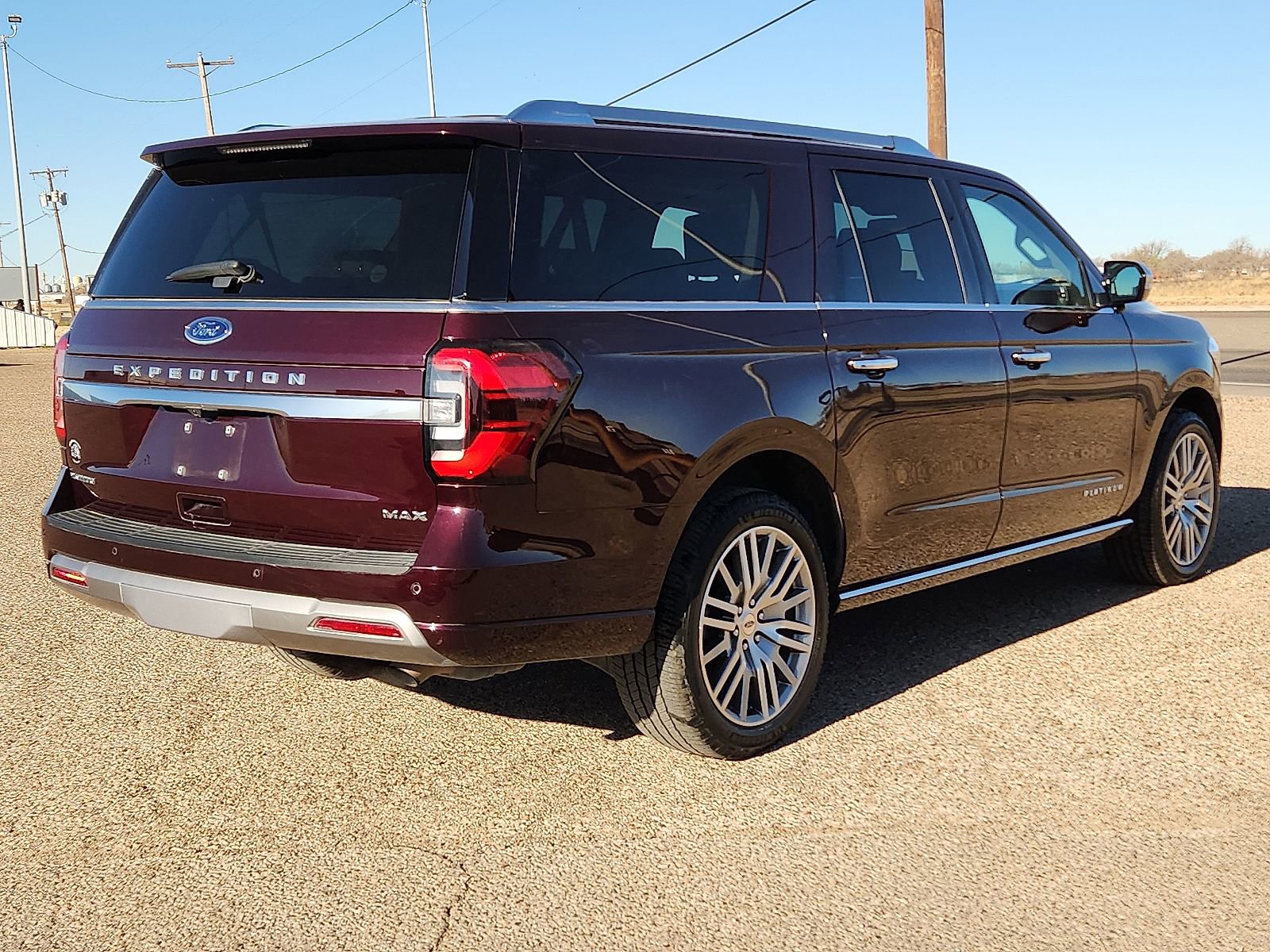 Used 2023 Ford Expedition Max Platinum image 4