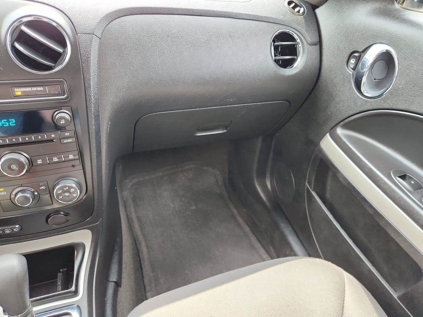 Used 2010 Chevrolet HHR LS FWD image 26