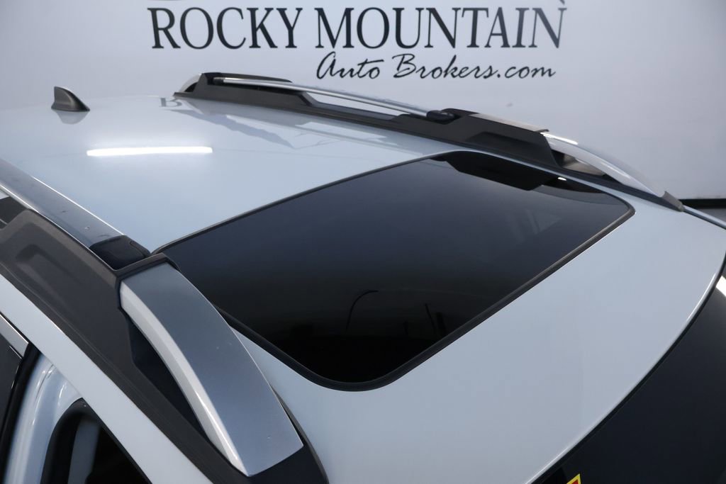 Used 2020 Subaru Outback Touring XT image 12