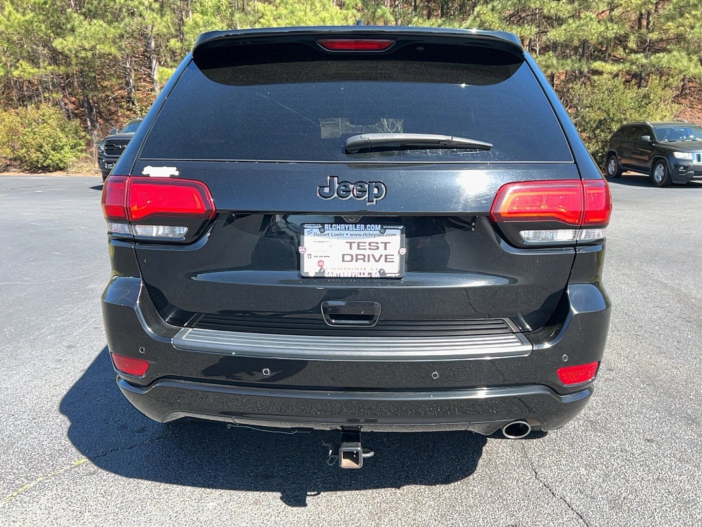 Used 2020 Jeep Grand Cherokee Altitude RWD image 6