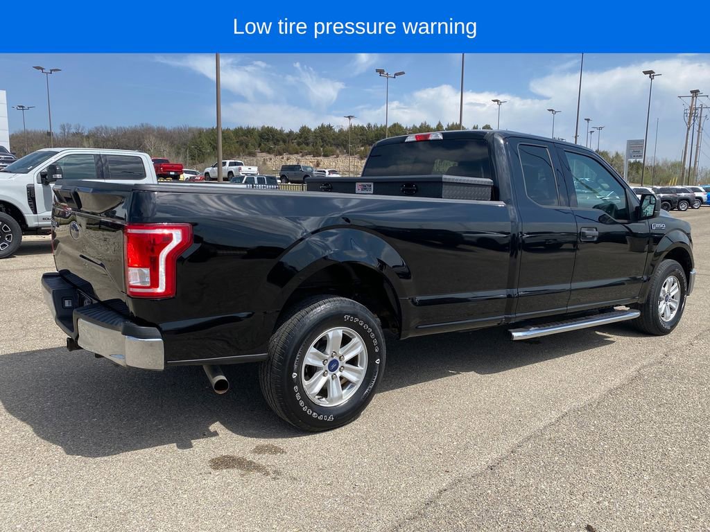 Used 2017 Ford F150 XLT image 6