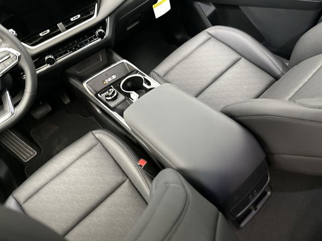 New 2026 Chevrolet Equinox LT w/ Convenience Package II AWD/4WD image 23