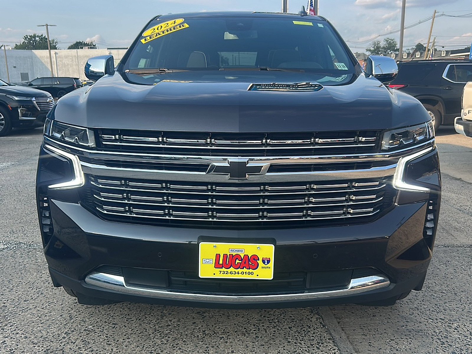 Certified 2024 Chevrolet Tahoe Premier AWD/4WD image 3