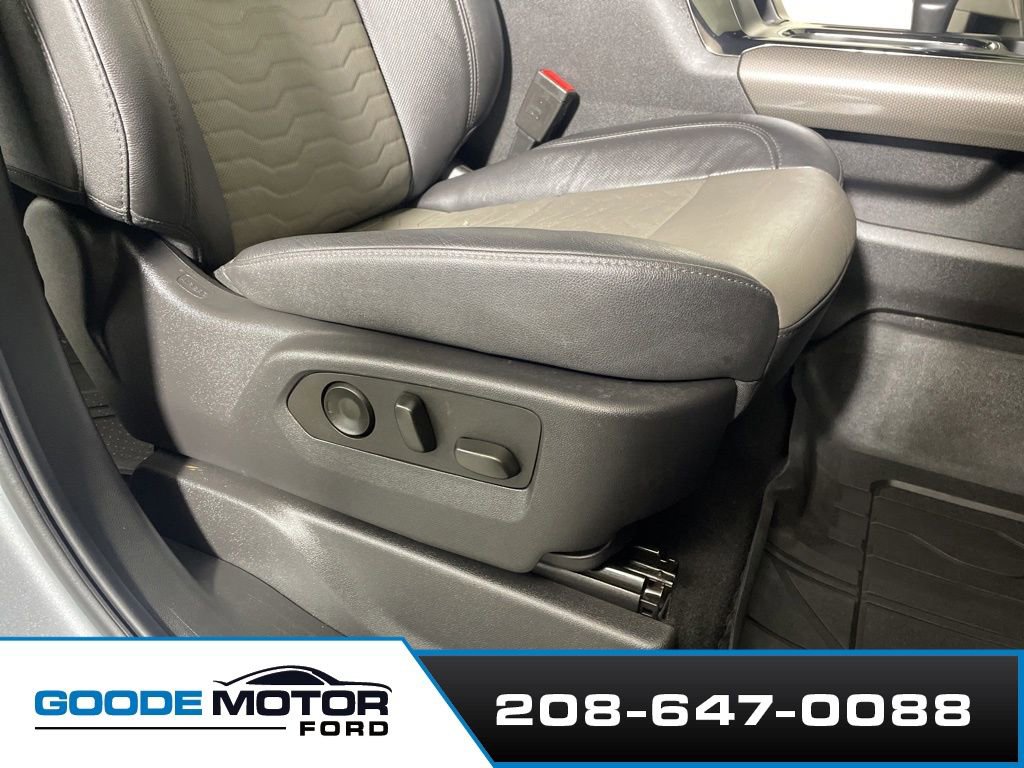 Used 2023 Chevrolet Silverado 1500 ZR2 w/ Technology Package AWD/4WD image 23
