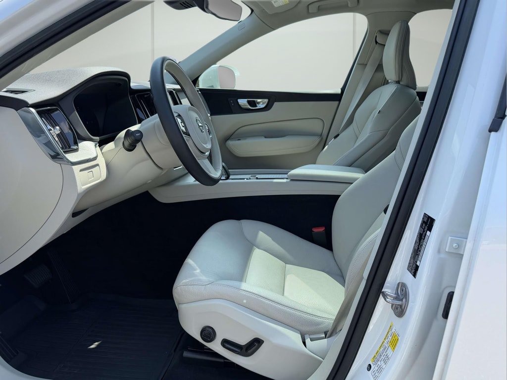 Used 2023 Volvo XC60 B5 Plus w/ Protection Package Premier FWD image 15