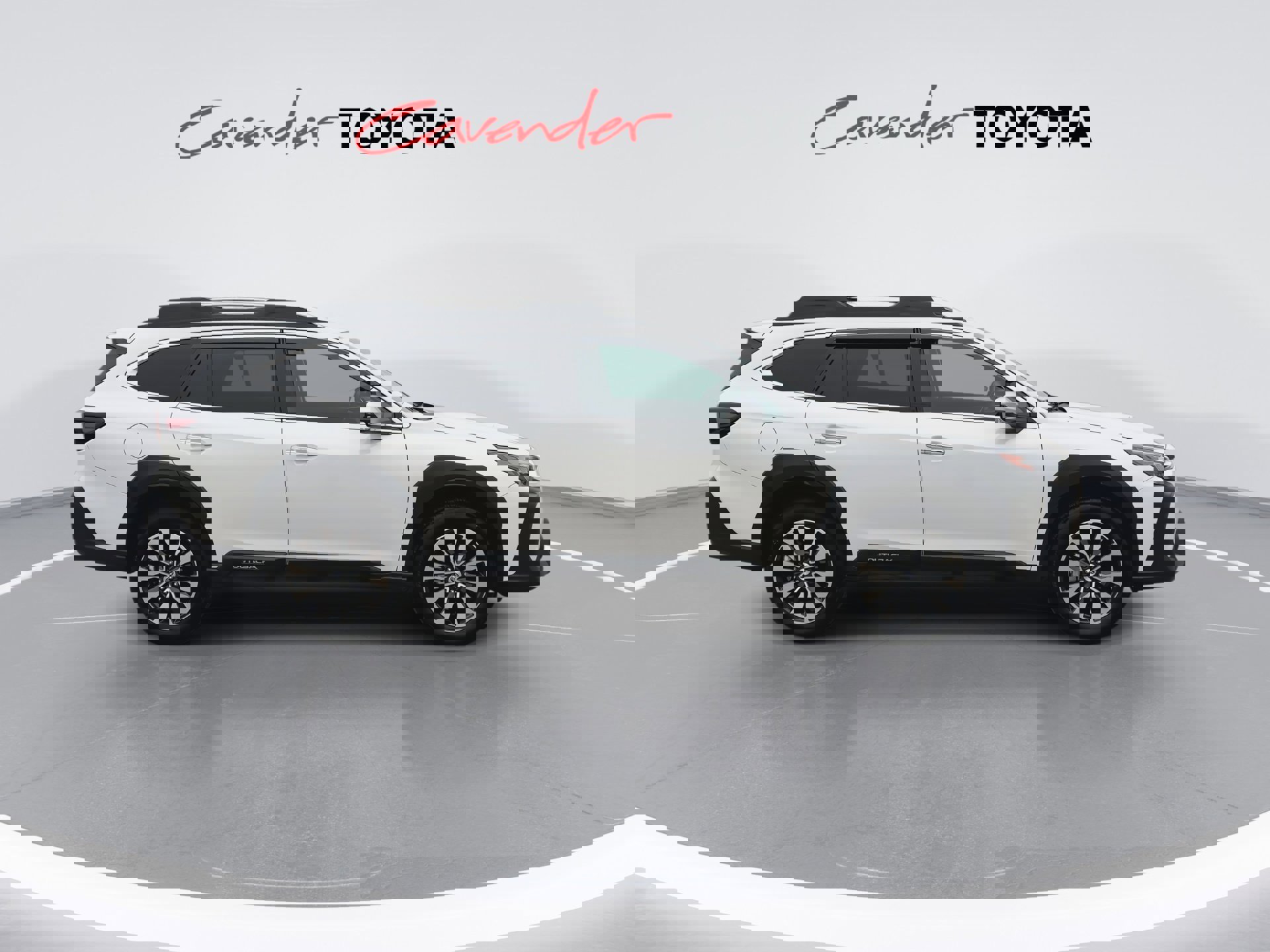 Used 2025 Subaru Outback Touring XT image 9